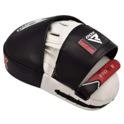 RDX SPORTS RDX T1 Curved Boxing Pads -Rdx Sports rdx t1 curved boxing pad